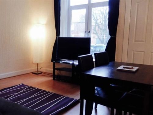 One Bedroom Apartment By Klass Living Serviced Accommodation Bellshill - Elmbank Street Apartment Kültér fotó